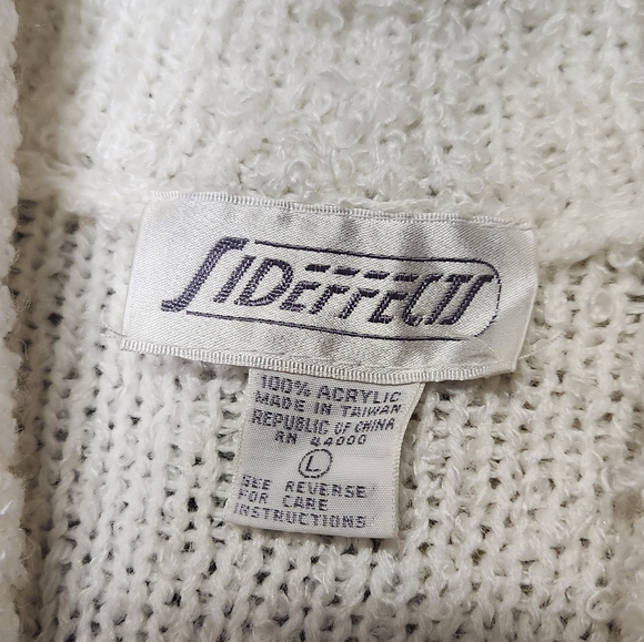 Sweater - Picture 6 of 8